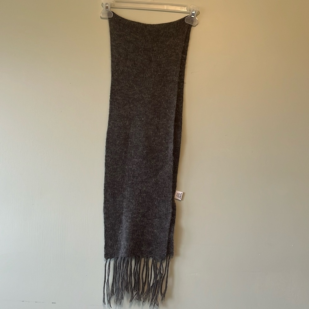 Unisex grey scarf Artesania Cusquena 100% alpaca made in Peru